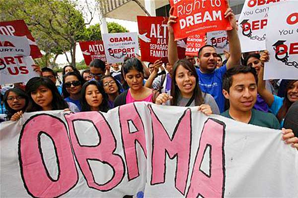 Illegals told to vote dem or face deportation