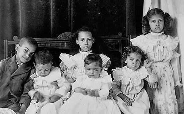 White Slave Owner Children born to Slaves
